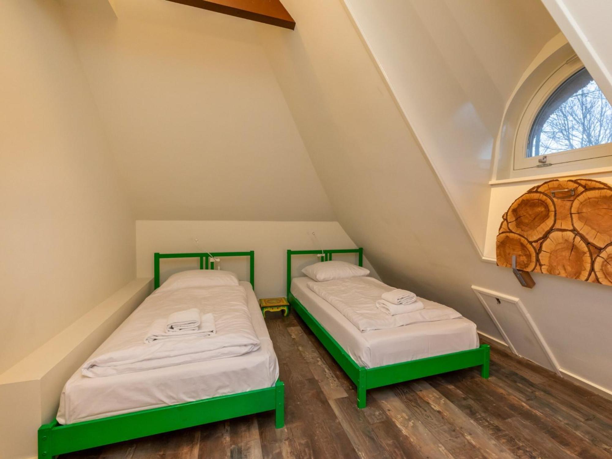 Charming With Thatched Roof Vakantiehuis Biggekerke